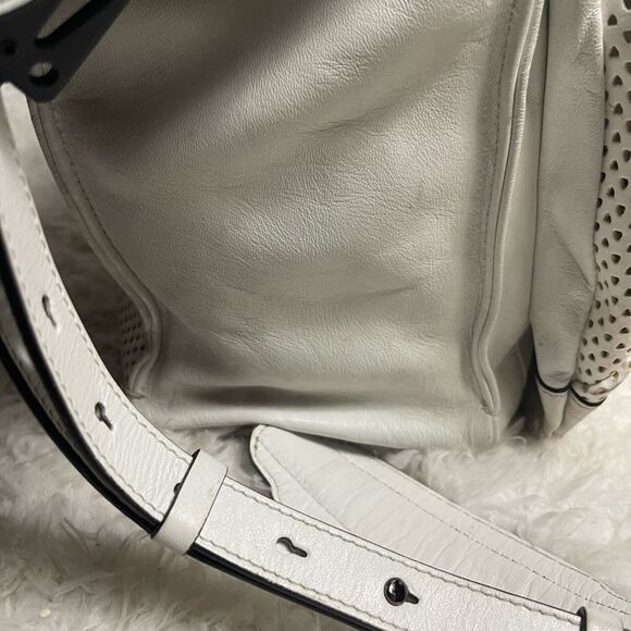 Rag and Bone Medium leather white Perforated Pilot satchel/ shoulder bag . - Picture 7 of 16